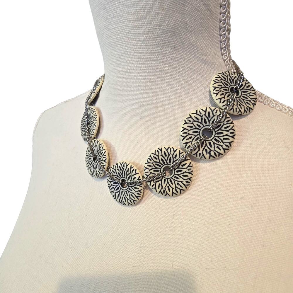 Vintage Necklace Artisan Statement Silver Tone Disc Mandala Mottif 20" SKU2294
